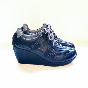 Tsubo Wedge Sneaker shoes